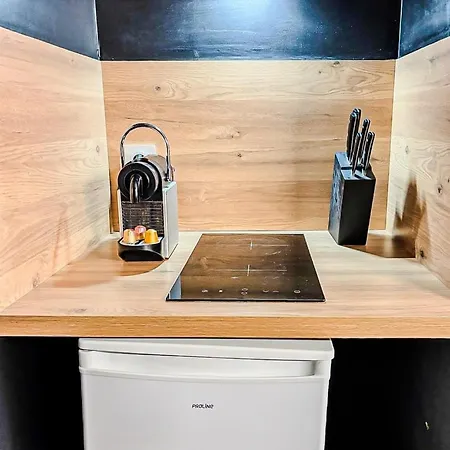 Les Saints Nico A 5 Min Port, Gare & Centre דירה *