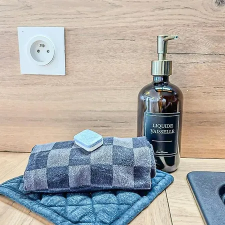 דירה Les Saints Nico A 5 Min Port, Gare & Centre *