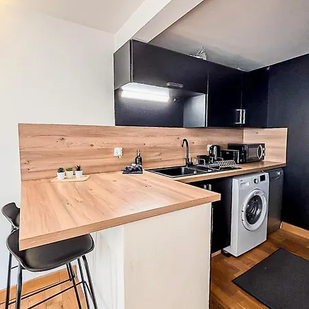 Les Saints Nico A 5 Min Port, Gare & Centre דירה *