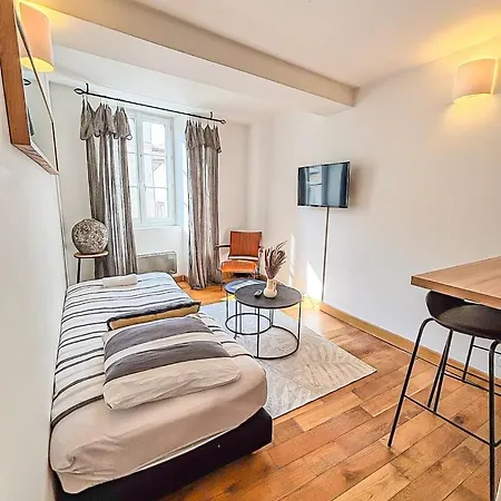 Les Saints Nico A 5 Min Port, Gare & Centre * לה רושל