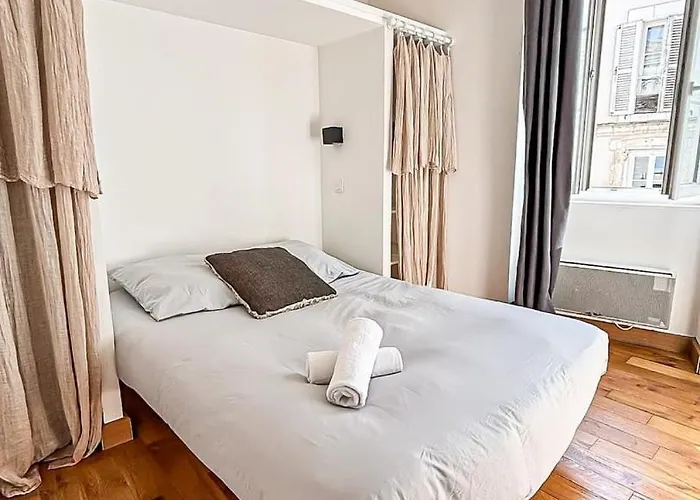 Apartamento Les Saints Nico A 5 Min Port, Gare & Centre